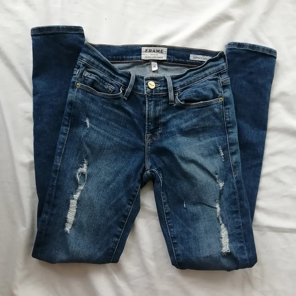 Frame Le Skinny De Jeanne Distressed Jeans in Matteson Wash 25 - Picture 5 of 15